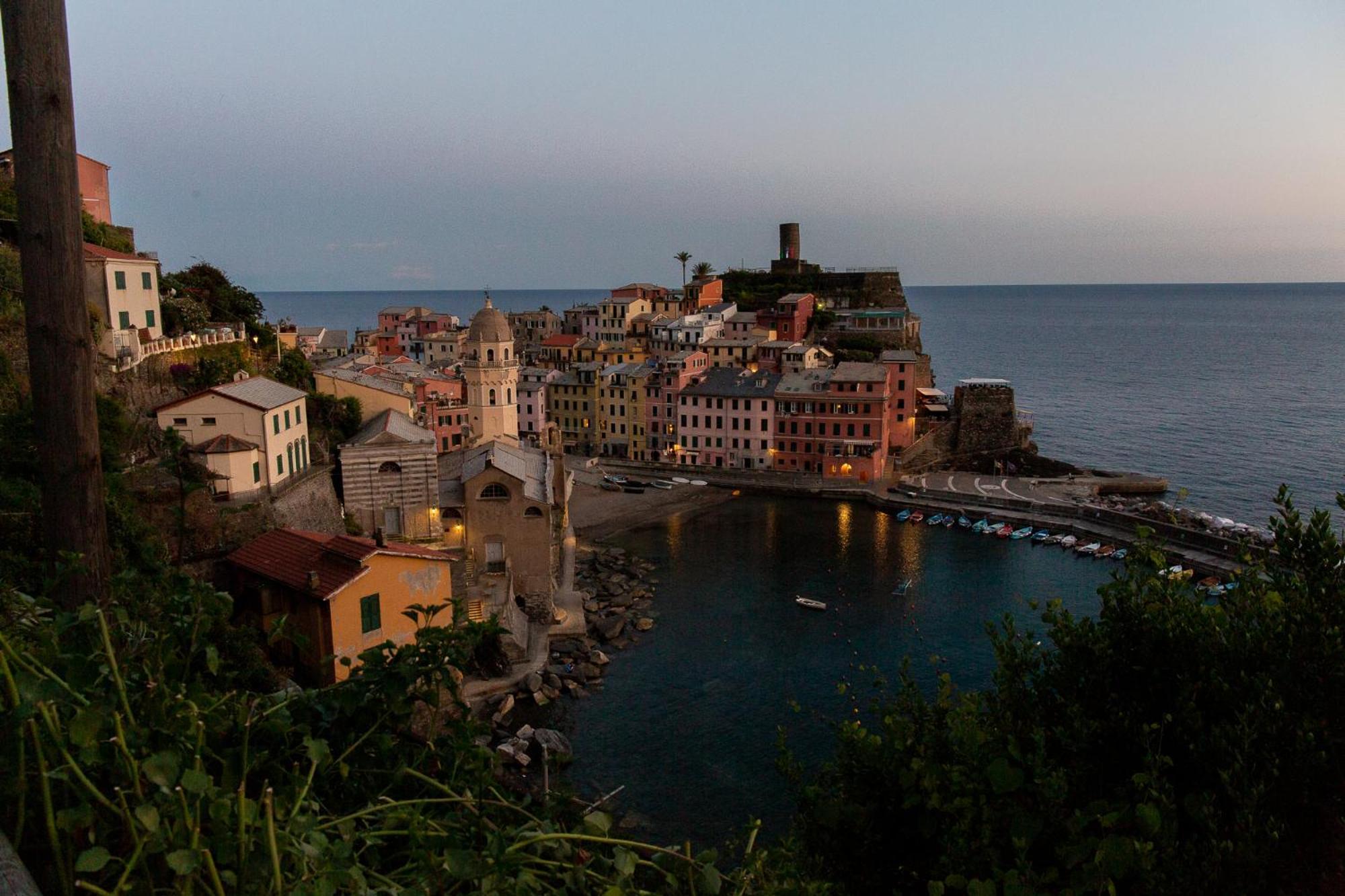 The Vernazza Main Plaza - Rooms & Suites Eksteriør bilde